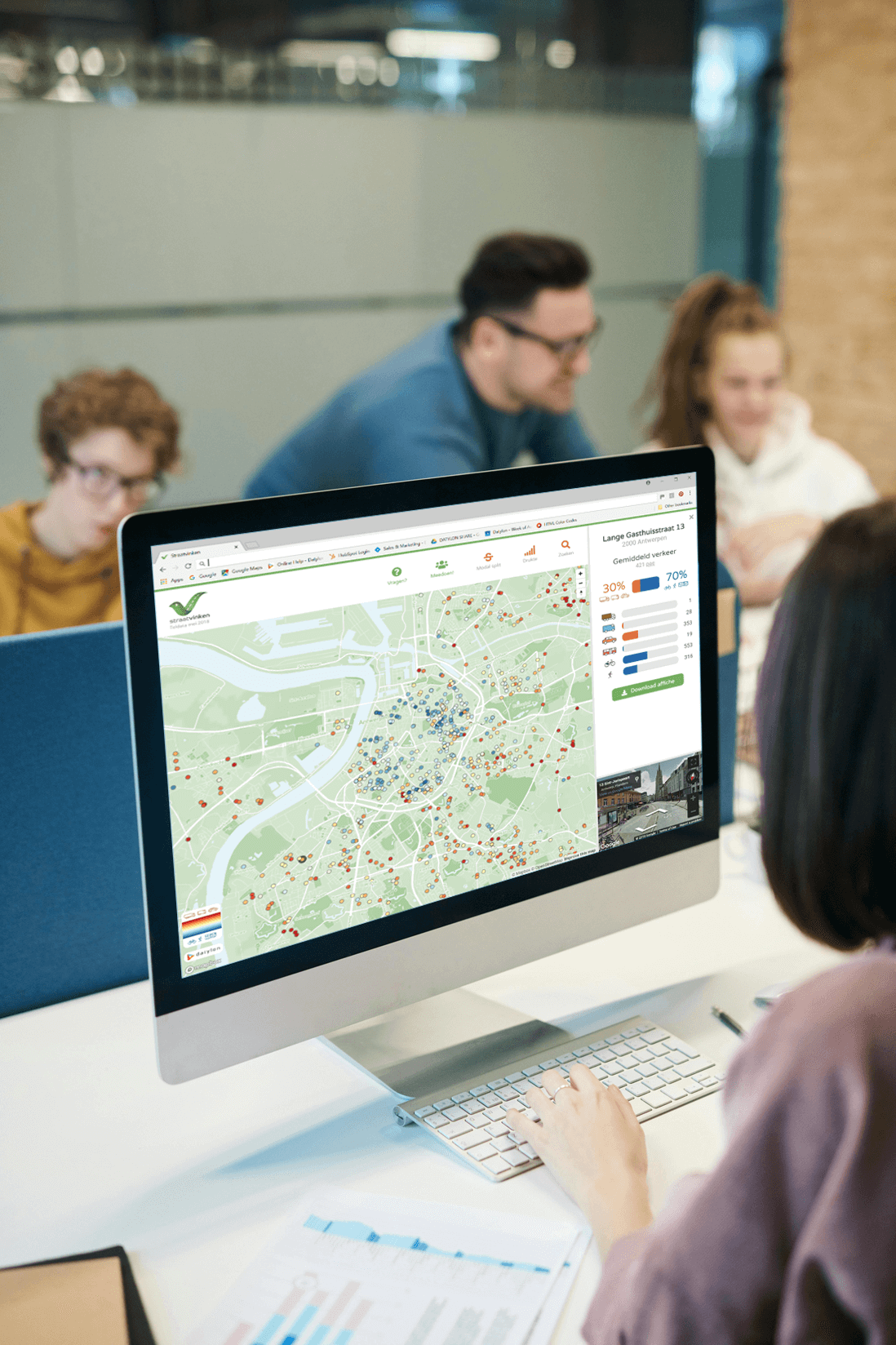 dashboard map in the digital product on the computer